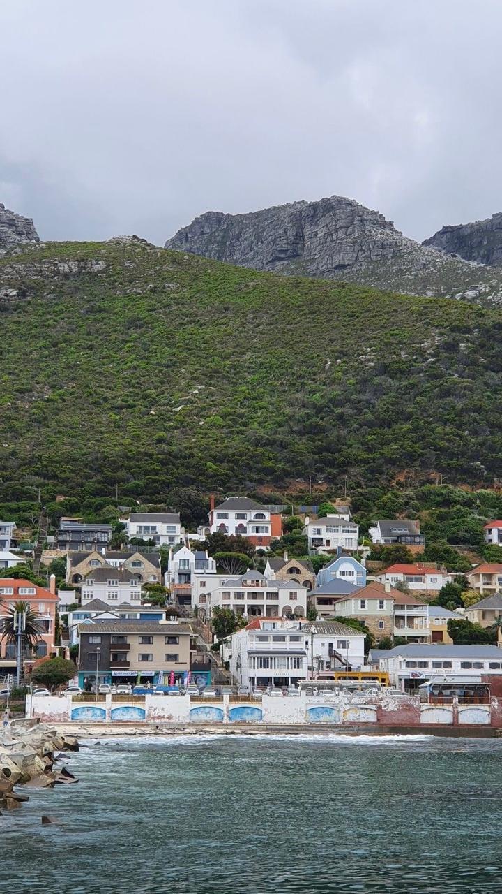 6 Bedroom Property for Sale in Imizamo Yethu Western Cape